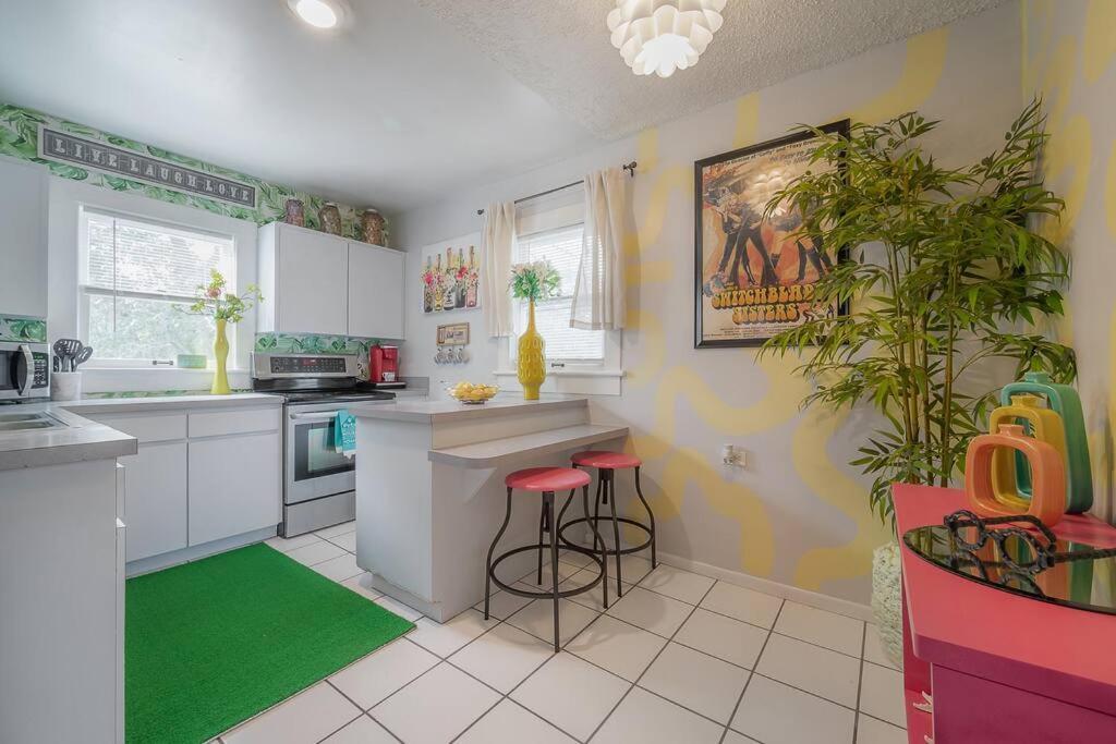 Vibing In The Heights/Breweries/Food/Petfriendly Villa Tampa Kültér fotó