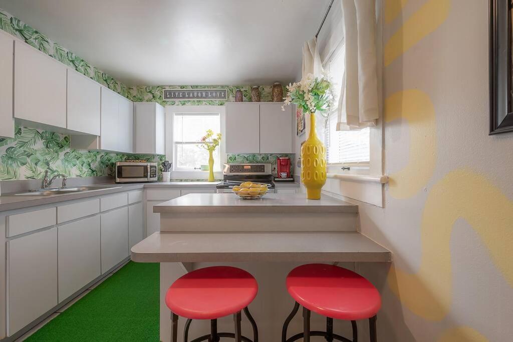Vibing In The Heights/Breweries/Food/Petfriendly Villa Tampa Kültér fotó